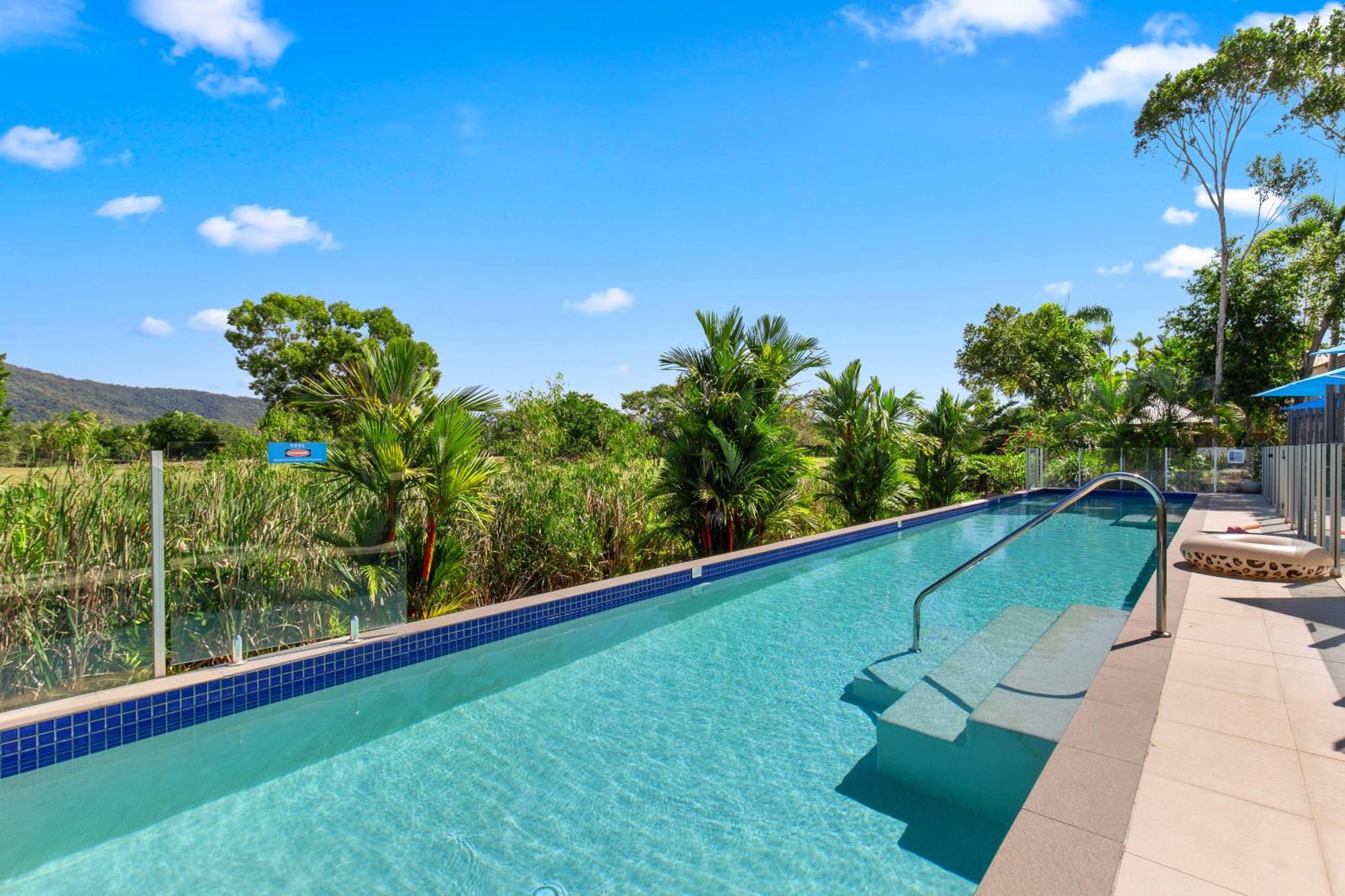 Pool Resort Port Douglas Kültér fotó