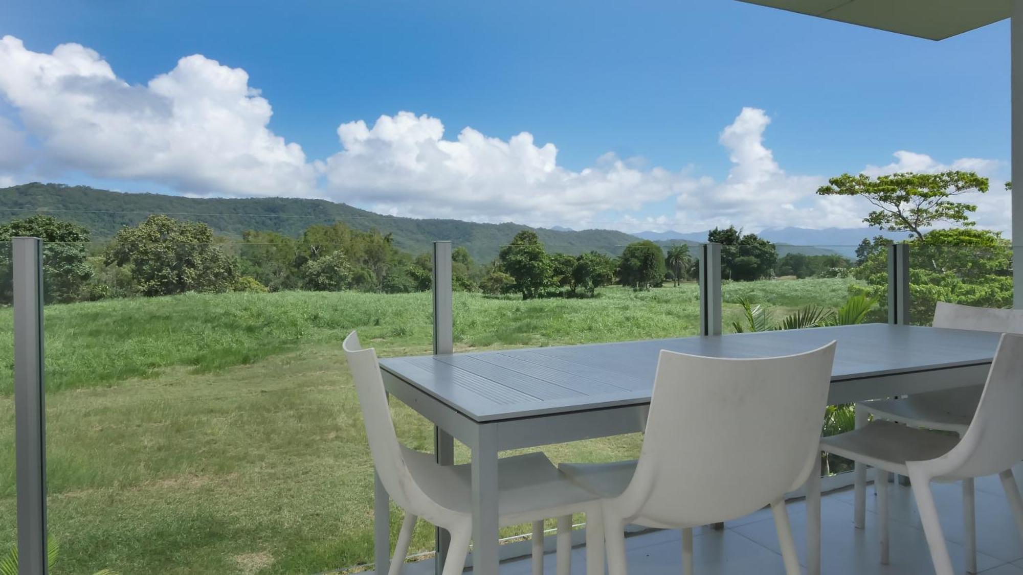 Pool Resort Port Douglas Kültér fotó