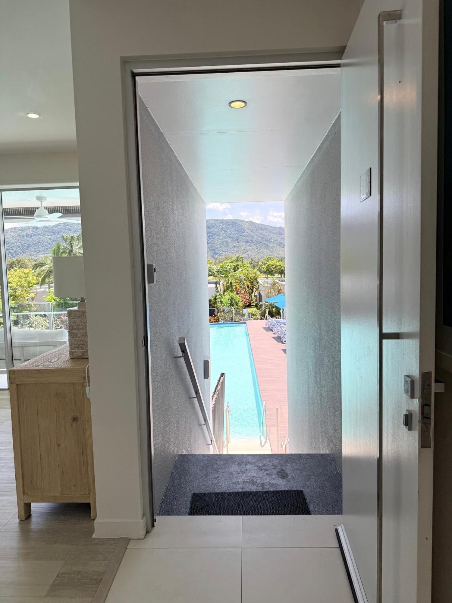 Pool Resort Port Douglas Kültér fotó